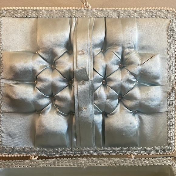 💙Vintage Sewing Basket /Caddy - Picture 7 of 10